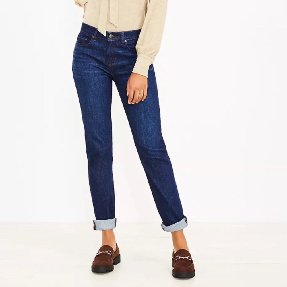 Loft Girlfriend Jeans in Dark Rinse size 6